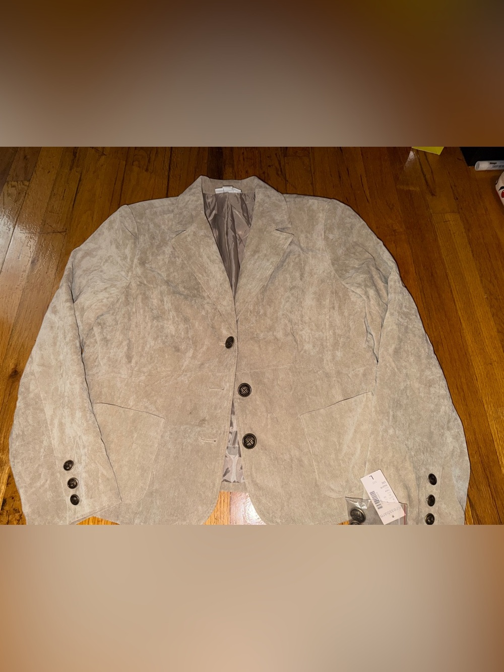 Vintage early 00’s Suede Jacket in Light Taupe